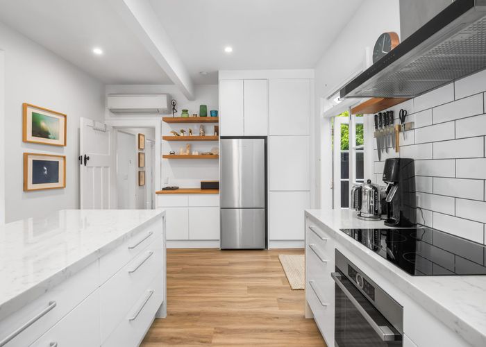  at 50 Wiggins Street, Sumner, Christchurch City, Canterbury