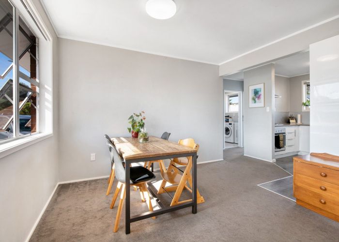 at 5 Poplar Road, Stanmore Bay, Whangaparaoa