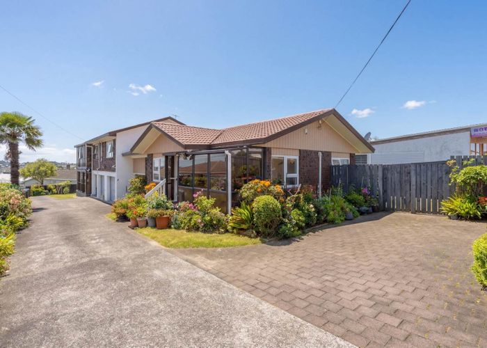  at 1574 Dominion Road Extension, Mount Roskill, Auckland City, Auckland