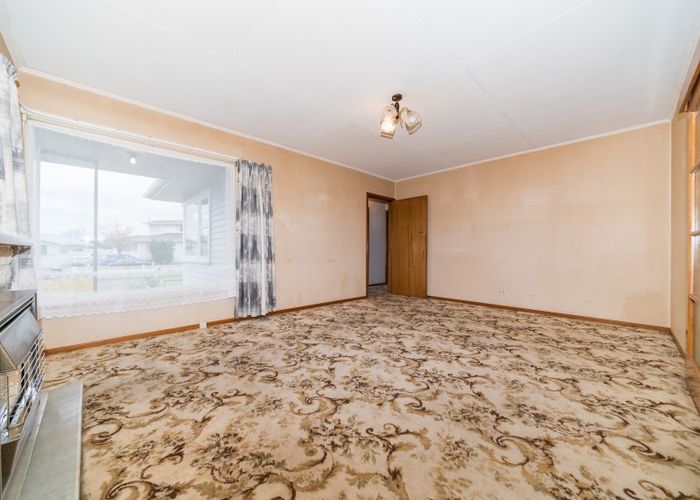  at 6 Ellesmere Crescent, Highbury, Palmerston North