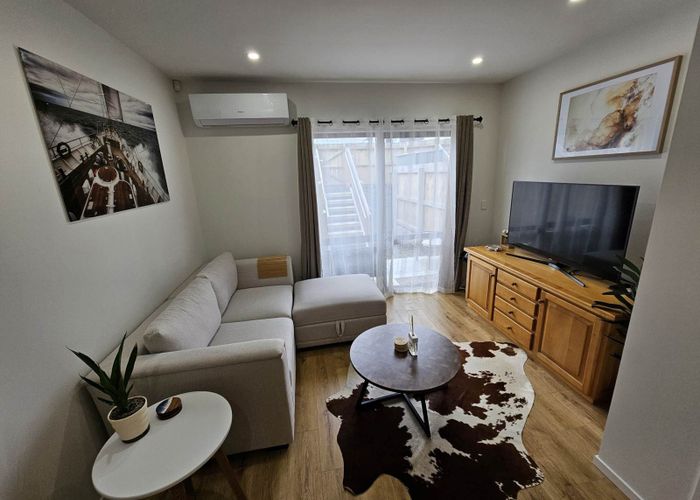  at 4 Creekside Way, Flat Bush, Manukau City, Auckland