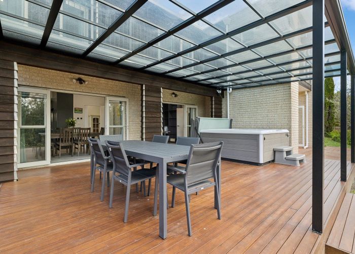  at 16 Almond Grove, Greenhithe, North Shore City, Auckland