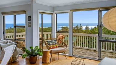  at 27 Domain Crescent, Muriwai, Waimauku