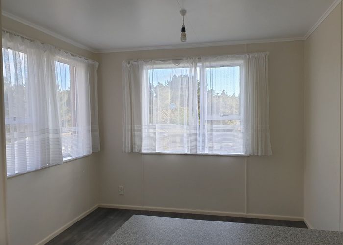  at 3 Bellona Place, Cannons Creek, Porirua, Wellington
