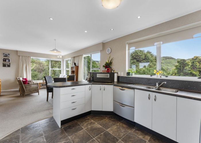  at 53 Waipounamu Drive, Kelson, Lower Hutt