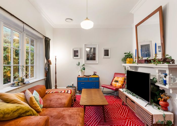  at 12 Governor Road, Northland, Wellington, Wellington