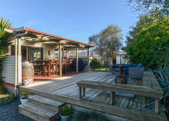 Free property data for 16 Tavistock Road, Waipukurau homes.co.nz