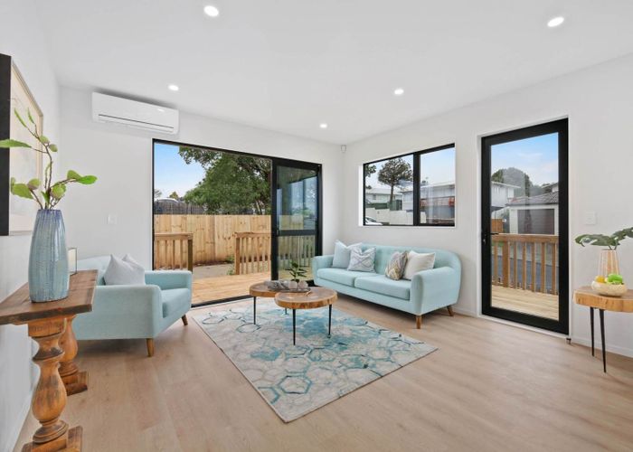  at 14E McQuarrie Avenue, Wattle Downs, Manukau City, Auckland