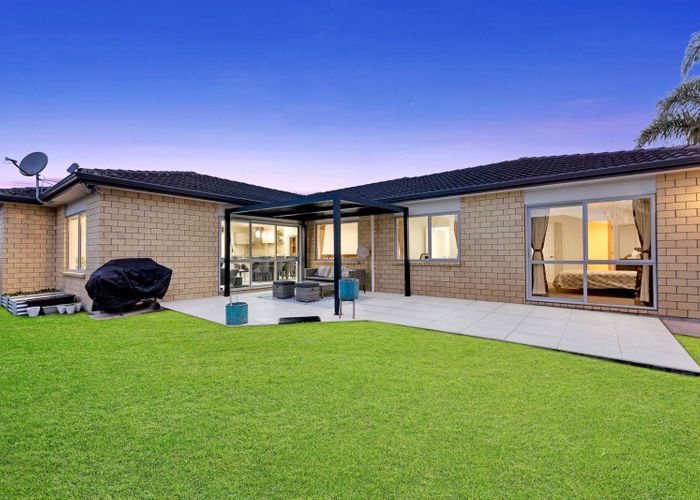  at 260 Murphys Road, Flat Bush, Auckland