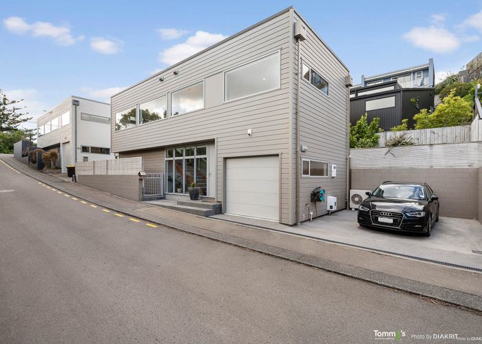  at 2 Lakshmi Place, Khandallah, Wellington