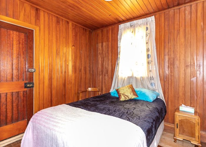  at 74 Hoods Road, Ashburton