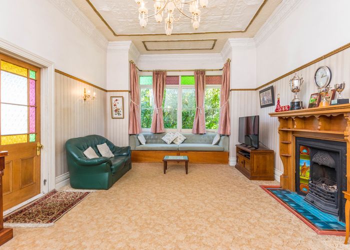  at 73 Clonbern Road, Remuera, Auckland