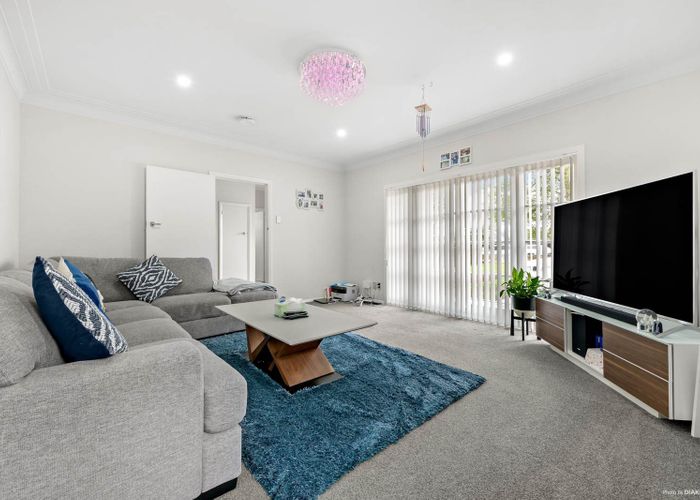  at 86 Puhinui Road, Papatoetoe, Auckland