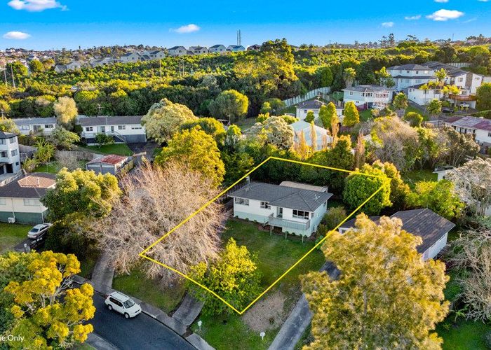  at 5 Tahu Crescent, Sunnynook, North Shore City, Auckland
