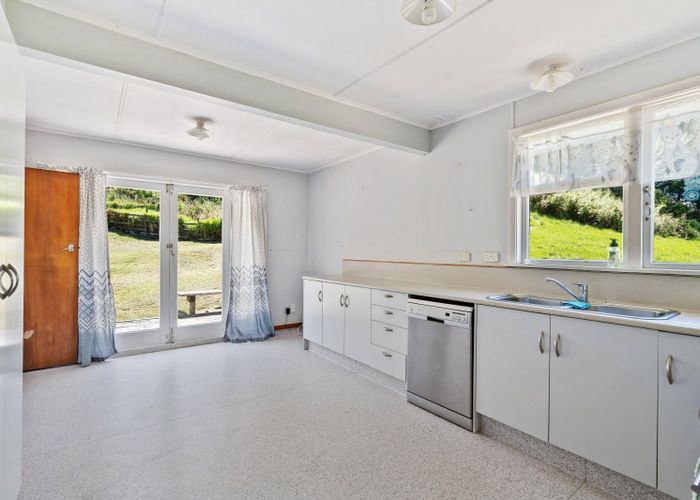  at 2730 State Highway 1, Brynderwyn, Maungaturoto