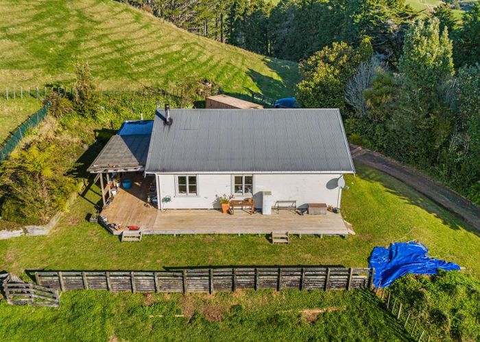  at 813 Wortley Road, Waiongana, Inglewood