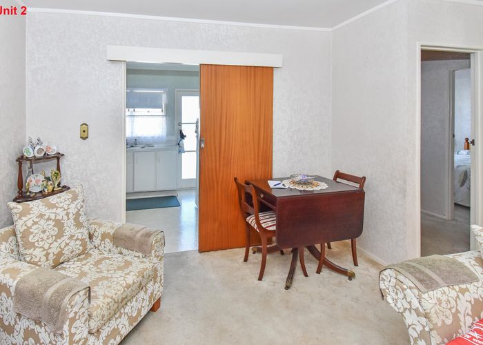  at 2/80 Rangitoto Road, Papatoetoe, Auckland