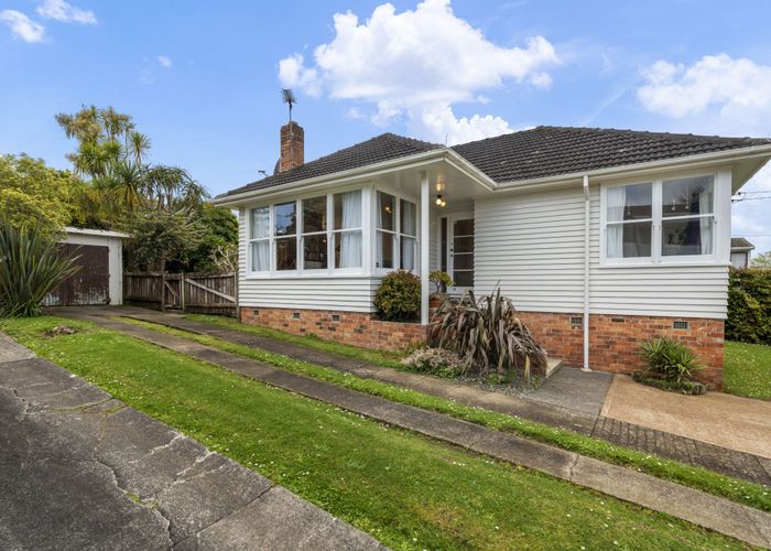  at 29 Weybridge Crescent, Glen Innes, Auckland City, Auckland