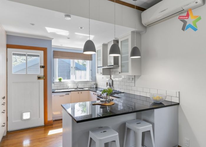  at 120D Oban Street, Wadestown, Wellington