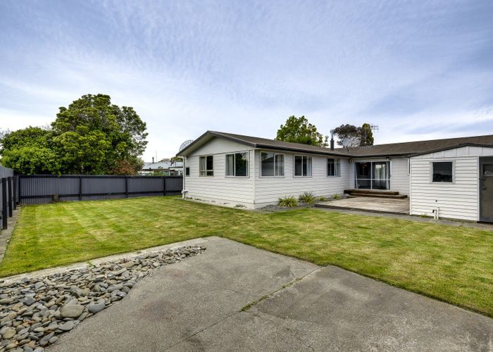  at 8 Spriggs Crescent, Greenmeadows, Napier