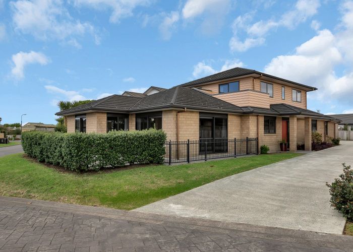  at 5 Aarts Place, One Tree Point