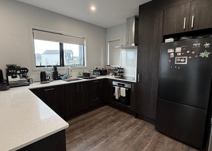  at 106 Te Oneroa Way, Long Bay, North Shore City, Auckland
