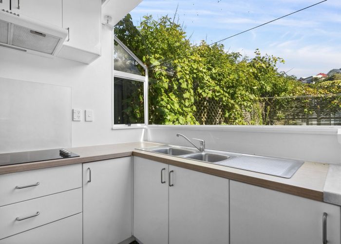  at 84 Kilbirnie Crescent, Kilbirnie, Wellington, Wellington