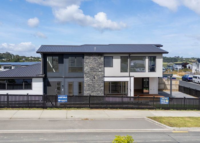  at 8 Rathfarnham Road, Flat Bush, Manukau City, Auckland
