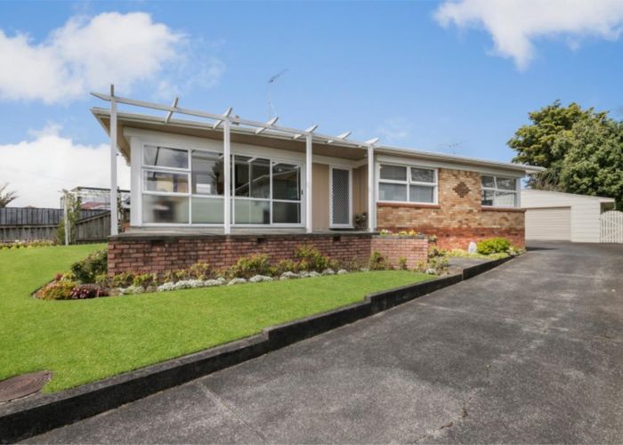  at 64 Stonex Road, Papatoetoe, Auckland