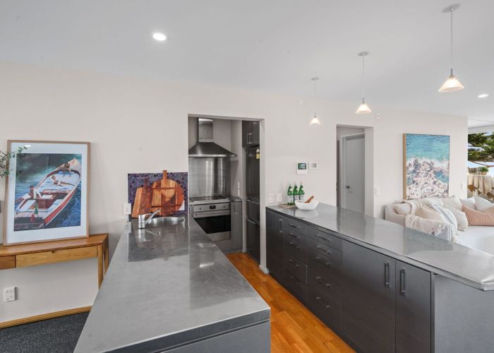  at 3/46 Esplanade, Sumner, Christchurch City, Canterbury