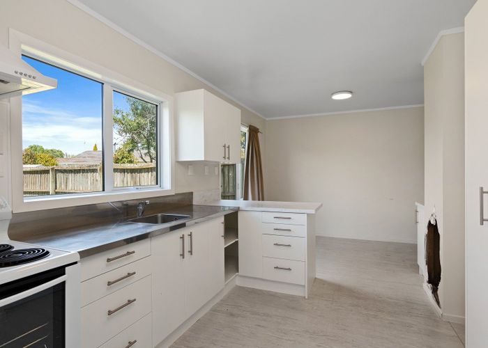  at 55-57 Momorangi Crescent, Redwood, Christchurch City, Canterbury