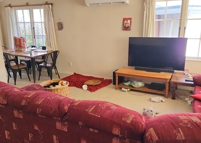  at 8 Kukupa Grove, Heretaunga, Upper Hutt