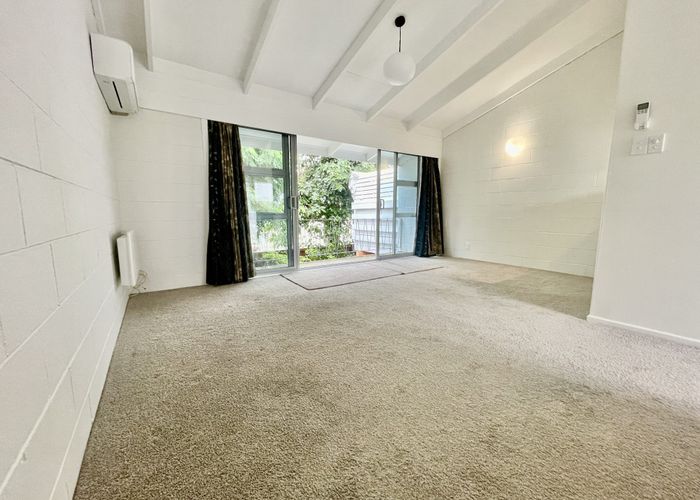  at 4/43 Halesowen Avenue, Sandringham, Auckland