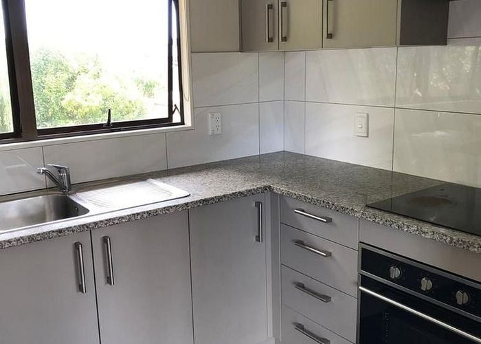  at 2/31 Shoreham Street, Avondale, Auckland City, Auckland