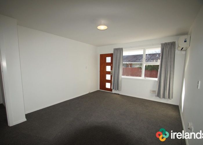  at 2/124 Aldwins Road, Linwood, Christchurch City, Canterbury