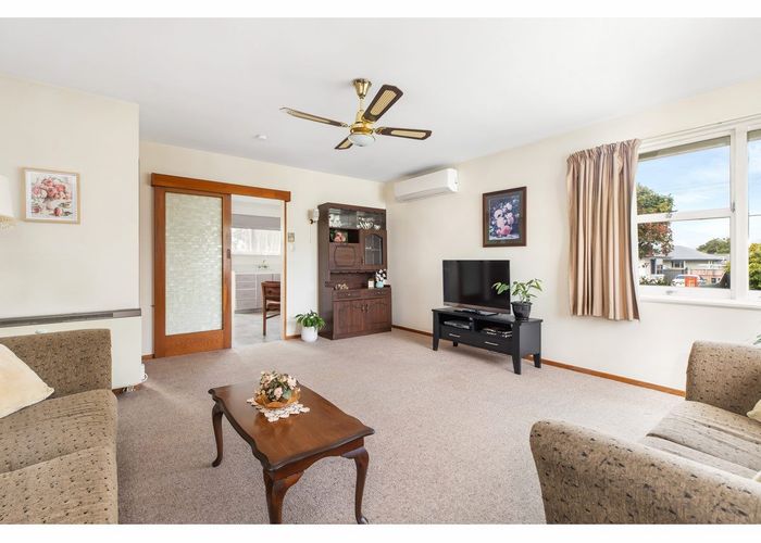 at 2/31 Mcbratneys Road, Dallington, Christchurch