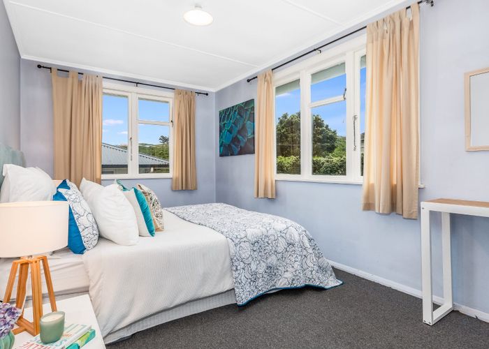  at 12 Cornwall Crescent, Cannons Creek, Porirua