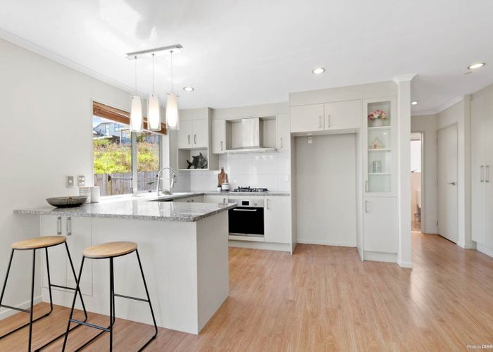  at 40 Arrowsmith Drive, Flat Bush, Manukau City, Auckland