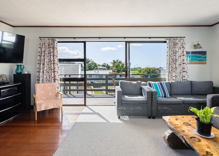  at 10 Adela Stewart Drive West, Athenree, Waihi Beach