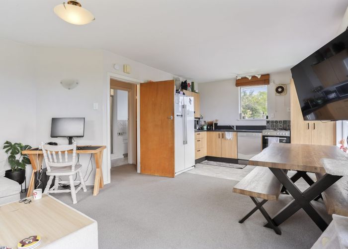  at 24 Parklands Drive, Huntsbury, Christchurch City, Canterbury