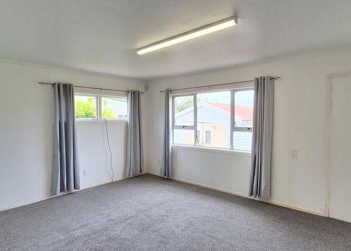  at 27 Brixton Road, Mount Eden, Auckland City, Auckland