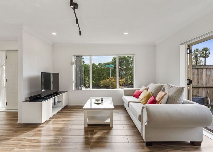  at 18 Brittas Place, East Tamaki, Auckland