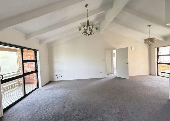  at 65 Kurnell Drive, Botany Downs, Manukau City, Auckland