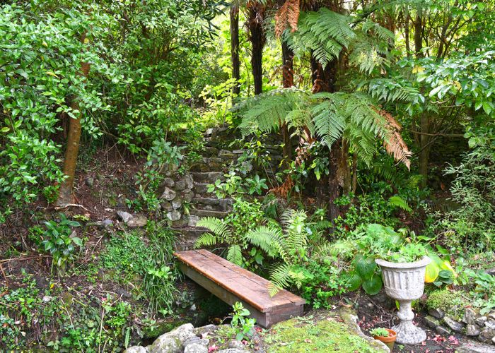  at 87 Horoeka Street, Stokes Valley, Lower Hutt