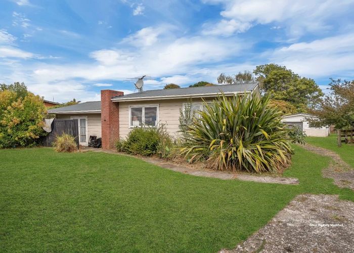  at 39 Kaiwaka Road, Waiuku, Waiuku