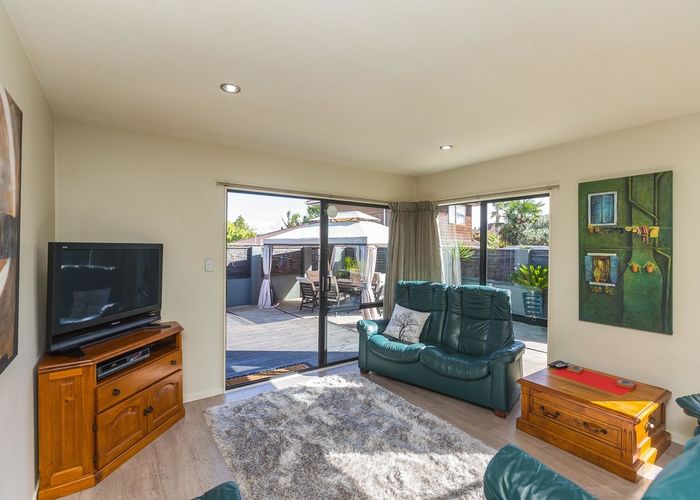  at 7 St Annes Crescent, Wattle Downs, Auckland