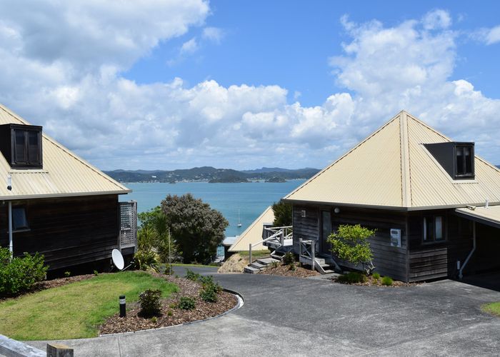  at 2 Te Maiki RISE, RUSSELL