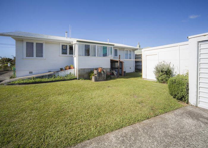  at 12 Manson Street, Gate Pa, Tauranga