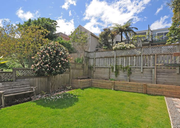  at 2 Stirling Street, Berhampore, Wellington