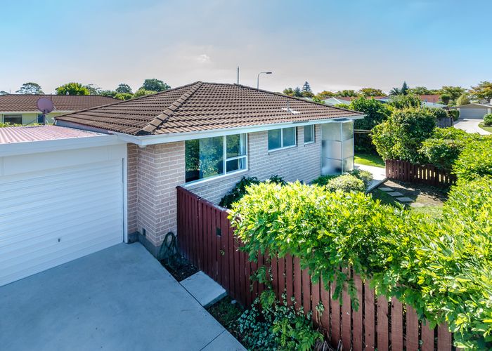  at 1//2 WESTMORLAND PLACE, Bishopdale, Christchurch